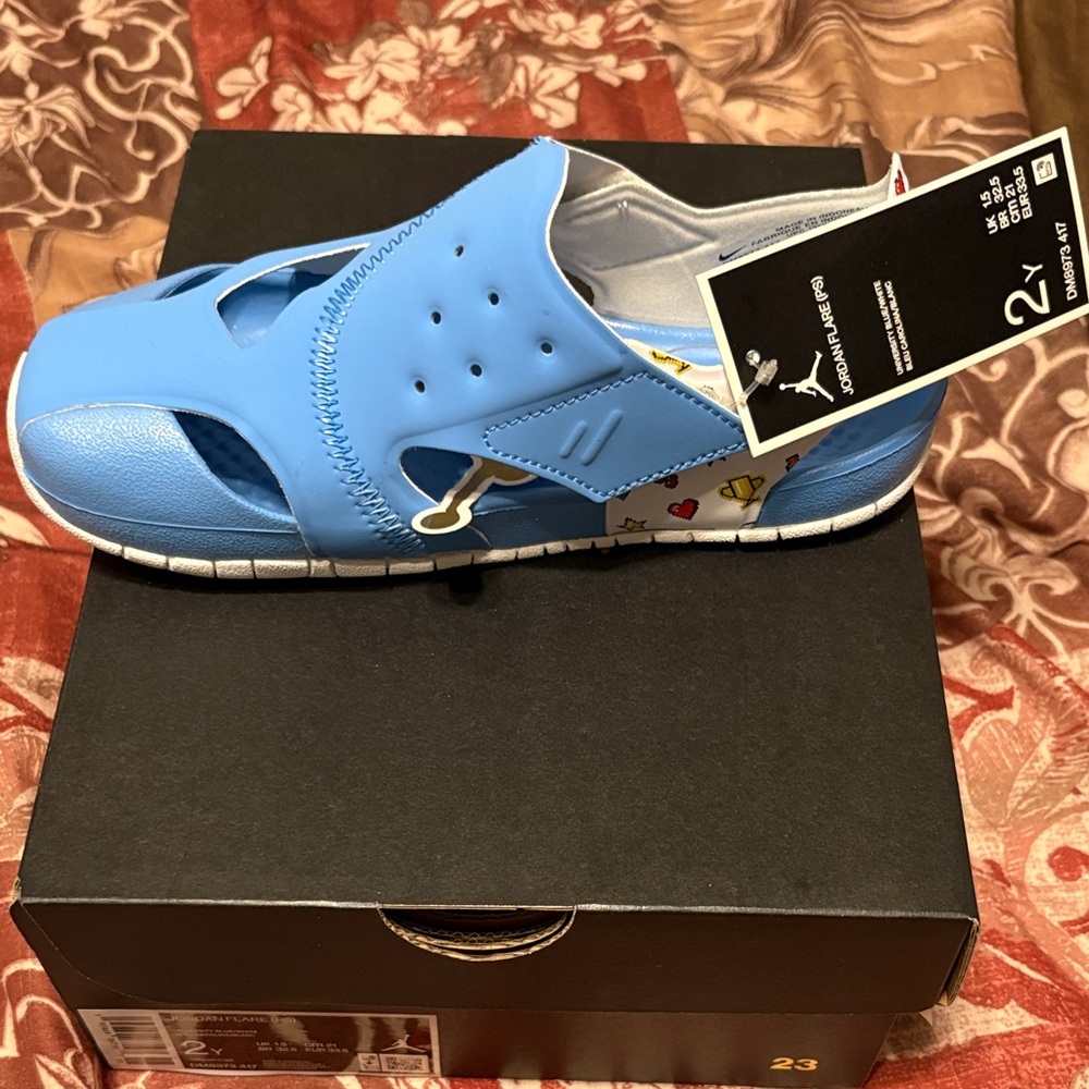 Jordan Little Kids Blue Slip-On Sandal with Cutout Design